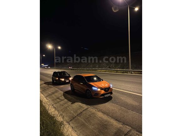 Sahibinden Renault Clio 1.0 TCe Touch 2023 Model 