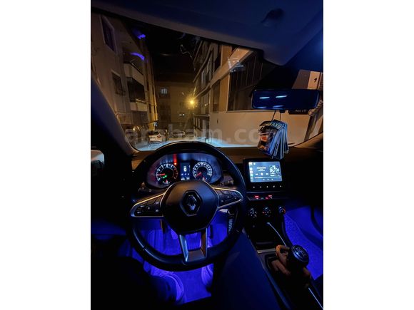 Sahibinden Renault Clio 1.0 TCe Touch 2023 Model 