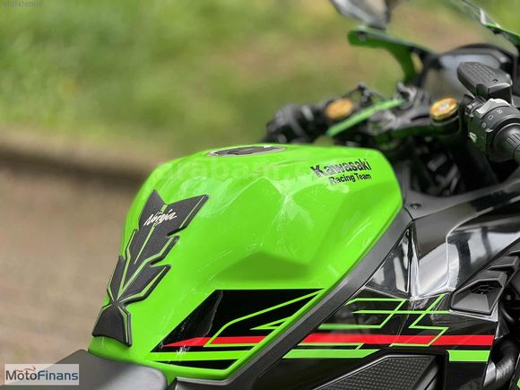 Galeriden Kawasaki Ninja ZX-4RR 2024 Model İstanbul 10.000 km