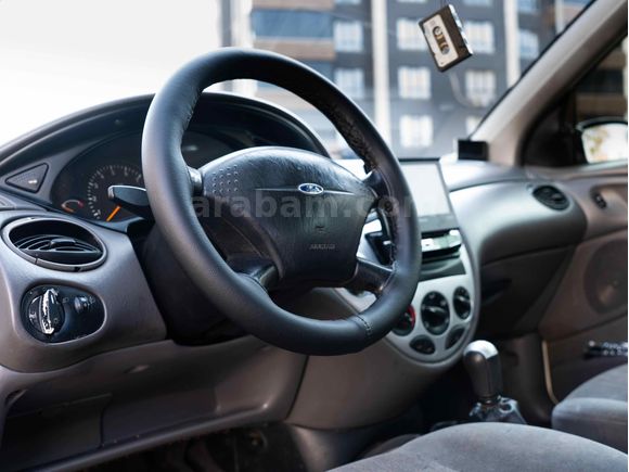 Sahibinden Ford Focus 1.6 Ambiente 2000 Model 