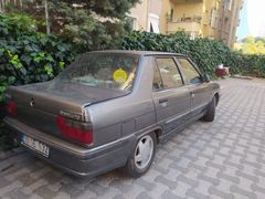 Sahibinden Renault R 9 1.4 Broadway RNi 1998 Model  186.000 km Gri (Gümüş)