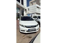 Sahibinden Honda Civic 1.6i VTEC Eco Elegance 2014 Model 