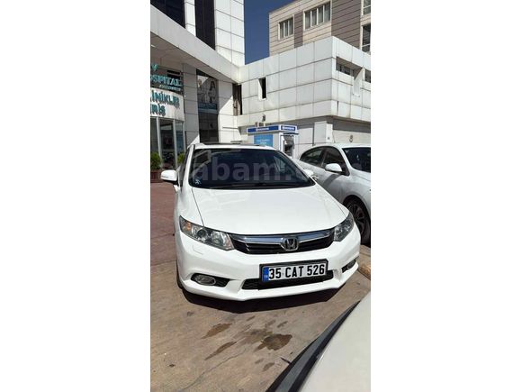 Sahibinden Honda Civic 1.6i VTEC Eco Elegance 2014 Model 