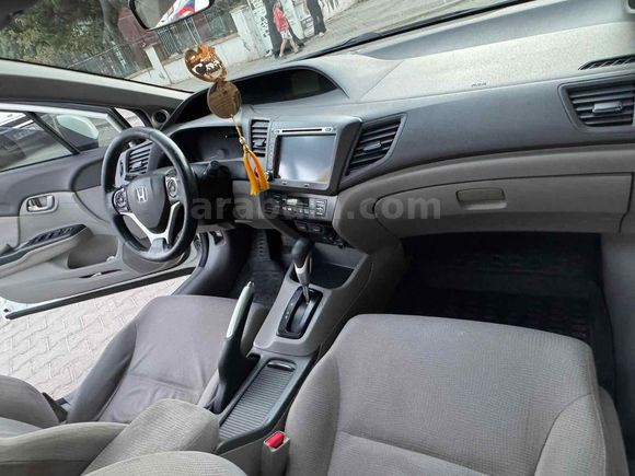 Sahibinden Honda Civic 1.6i VTEC Eco Elegance 2014 Model 