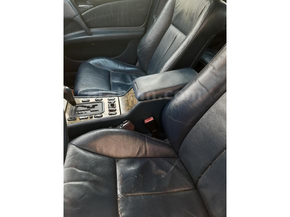Değisensiz - 360000km-Mavi salon- E 200 Avantgarde 1998 Model
