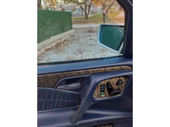 Değisensiz - 360000km-Mavi salon- E 200 Avantgarde 1998 Model