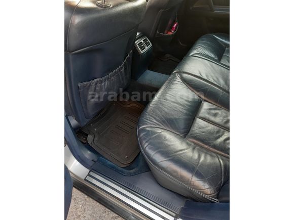 Değisensiz - 360000km-Mavi salon- E 200 Avantgarde 1998 Model