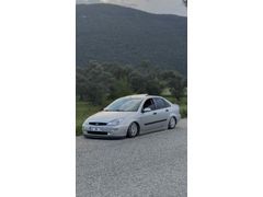 Sahibinden Ford Focus 1.6 Ghia 2000 Model 