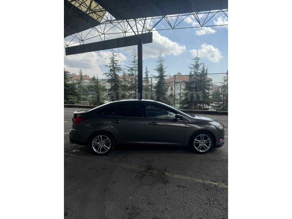 Sahibinden Ford Focus 1.6 Ti-VCT Trend X 2015 Model 