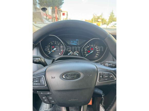 Sahibinden Ford Focus 1.6 Ti-VCT Trend X 2015 Model 