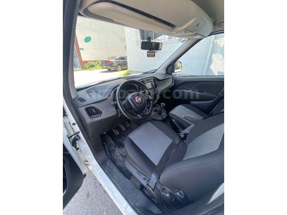 Sahibinden Fiat Doblo Combi 1.6 Multijet Safeline 2021 Model  91.000 km Beyaz