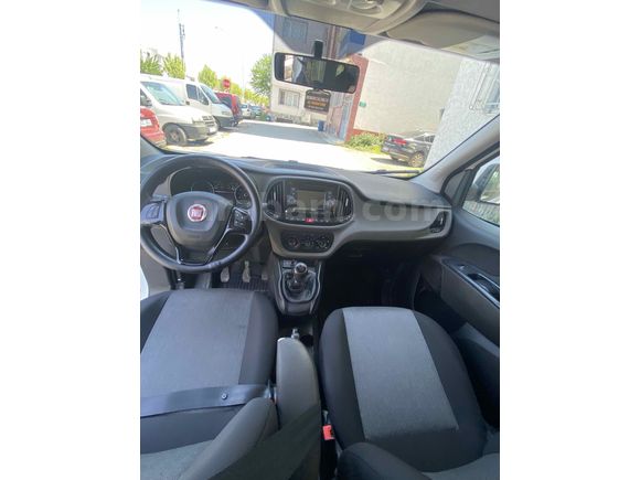 Sahibinden Fiat Doblo Combi 1.6 Multijet Safeline 2021 Model  91.000 km Beyaz