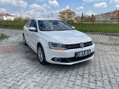 Sahibinden Volkswagen Jetta 1.4 TSi Highline 2013 Model  