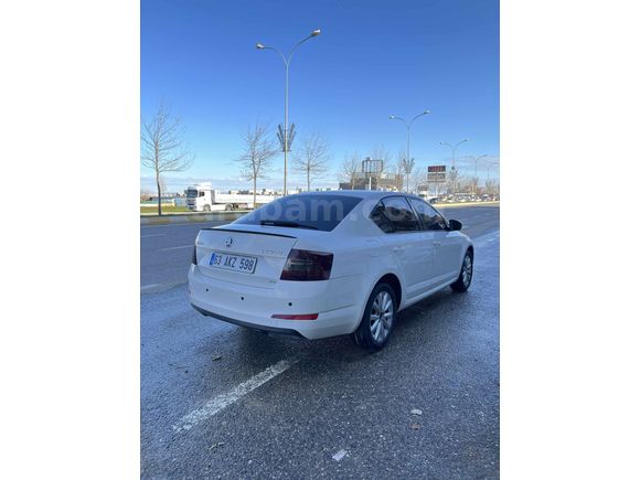 Sahibinden Skoda Octavia 1.6 TDI Ambition 2013 Model 