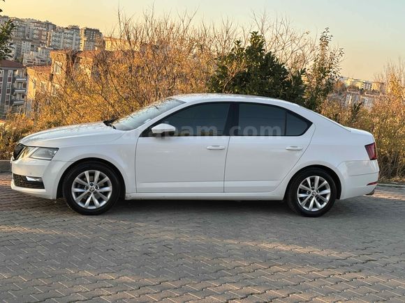 Sahibinden Skoda Octavia 1.4 TSI Style 2017 Model 
