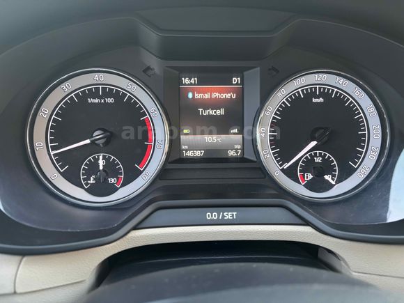 Sahibinden Skoda Octavia 1.4 TSI Style 2017 Model 