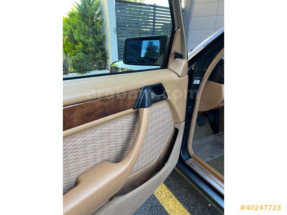MERCEDES BENZ 200 E