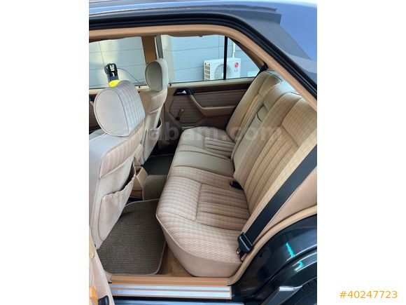 MERCEDES BENZ 200 E