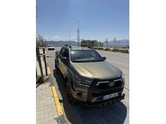 Sahibinden Toyota Hilux 2.4 D-4D 4x4 Invincible 2022 Model 