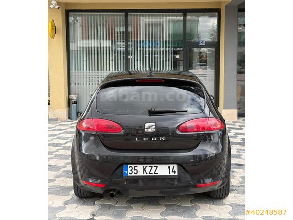 MALİGARAGE DEĞİŞENSİZ 272BİNDE MANUEL LEON