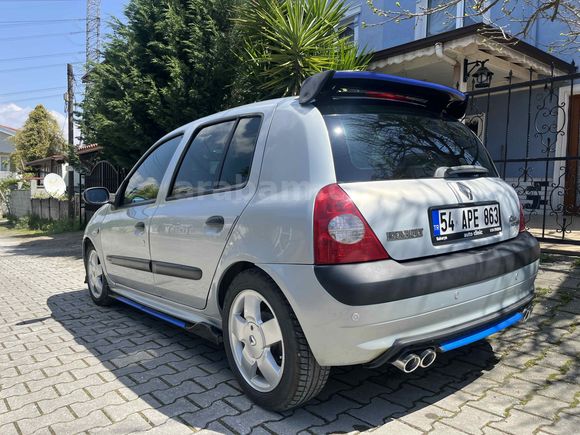 Sahibinden Renault Clio 1.4 Privilege 2002 Model 