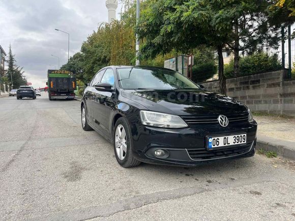 Sahibinden Volkswagen Jetta 1.6 TDi Highline 2011 Model 