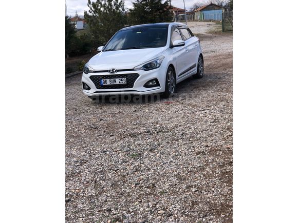 Sahibinden Hyundai i20 1.4 MPI Elite Smart 2018 Model 