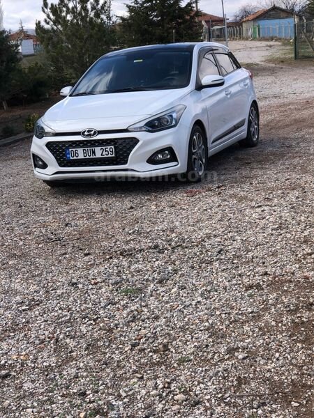 Sahibinden Hyundai i20 1.4 MPI Elite Smart 2018 Model Ankara 107.000 km Beyaz