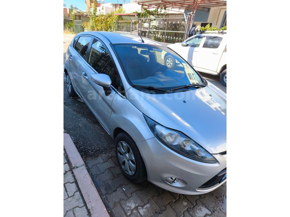 Sahibinden Ford Fiesta 1.4 TDCi Trend 2012 Model 