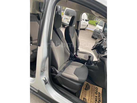 OTOMOBİL RUHSATLI 1.5 DELÜX