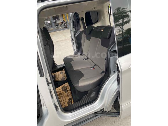 OTOMOBİL RUHSATLI 1.5 DELÜX
