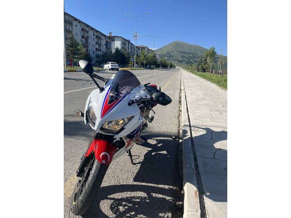 Sahibinden Honda CBR 250 R 