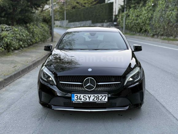 Tam Otomotiv -  2017 Mercedes A180d Style - Panoramik Cam Tavan , Mercek Far, Hatasız