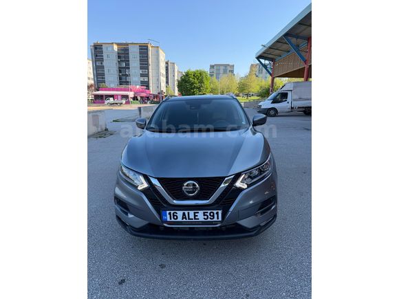 Sahibinden Nissan Qashqai 1.3 DIG-T Sky Pack 2020 Model