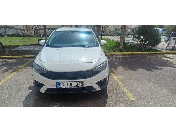 Sahibinden Fiat Egea Cross 1.4 Fire Street 2021 Model  105.500 km Beyaz