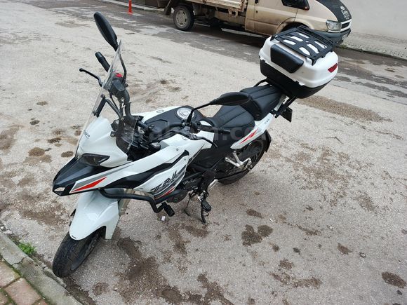 Düşük kilometreli Sahibinden Benelli TRK 251