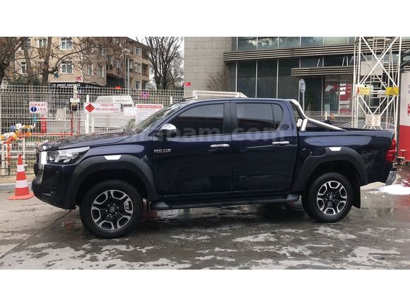 Sahibinden çok güzel safir mavi Toyota Hilux - 2022 Model 