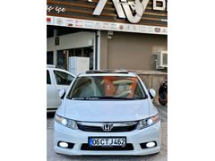 Sahibinden Honda Civic 1.6 Elegance 2012 Model  203.000 km Beyaz