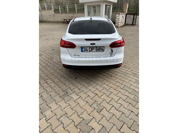 Son 1 hafta; 
Sahibinden Ford Focus 1.6 TDCi Trend X 2015 Model 