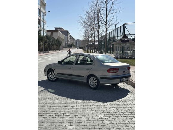 MEMURDAN DOLU MEGANE 1