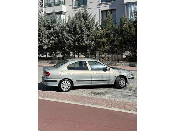 MEMURDAN DOLU MEGANE 1