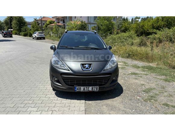 Sahibinden Peugeot 207 1.6 HDi Outdoor 2010 Model 