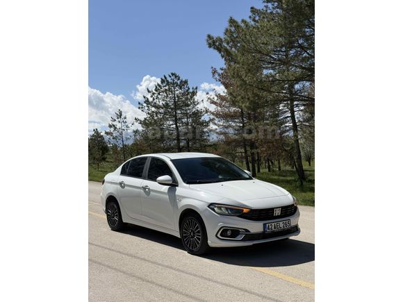2021 MODEL FİAT EGEA 100 KMDE DEYİŞENSİZ İŞLEMSİZ HASAR KAYITSIZ SERVİS BAKIMLI