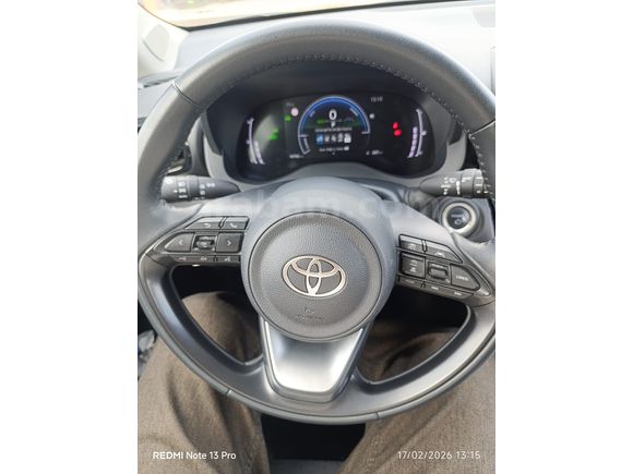 Sahibinden Toyota Yaris Cross 1.5 Hybrid Dream 2025 Çıkışlı 