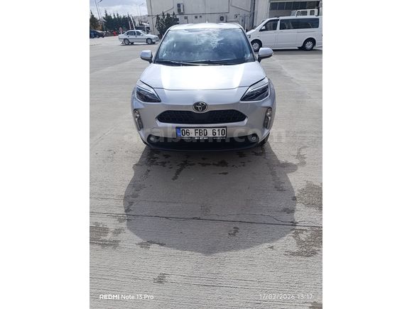 Sahibinden Toyota Yaris Cross 1.5 Hybrid Dream 2025 Çıkışlı 