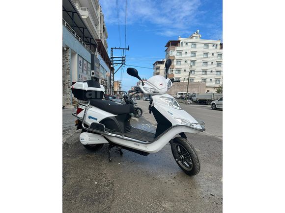 Galeriden Elektrikli Araçlar Scooter Yuki 2026 Model Hatay