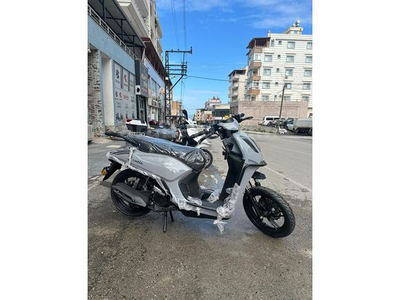 YUKİ GENTLE 50cc. B EHLİYETE UYGUN.