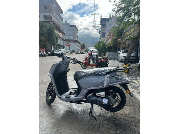 YUKİ GENTLE 50cc. B EHLİYETE UYGUN.