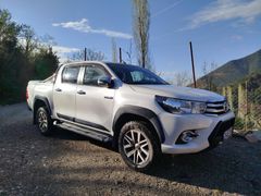 Sahibinden Toyota Hilux 2.4 D-4D 4x2 Adventure 2017 Model  112.500 km Beyaz