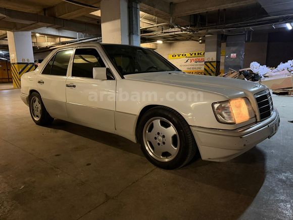 Sahibinden Mercedes - Benz E 200 1993 Model 